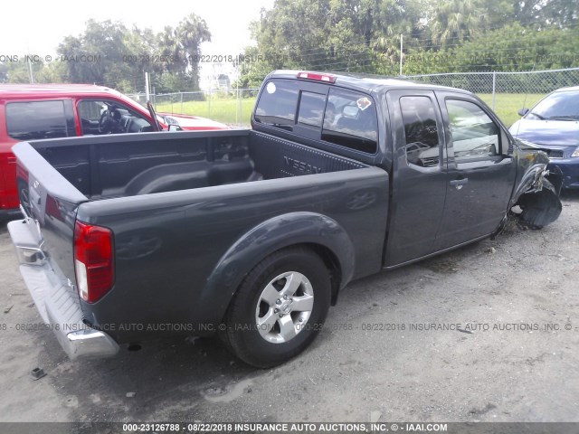 1N6AD0CU9DN731166 - 2013 NISSAN FRONTIER SV/PRO-4X GRAY photo 4