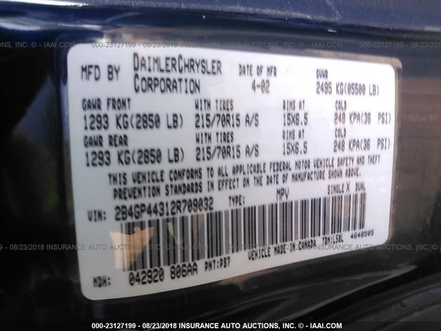 2B4GP44312R709032 - 2002 DODGE GRAND CARAVAN SPORT Dark Blue photo 9