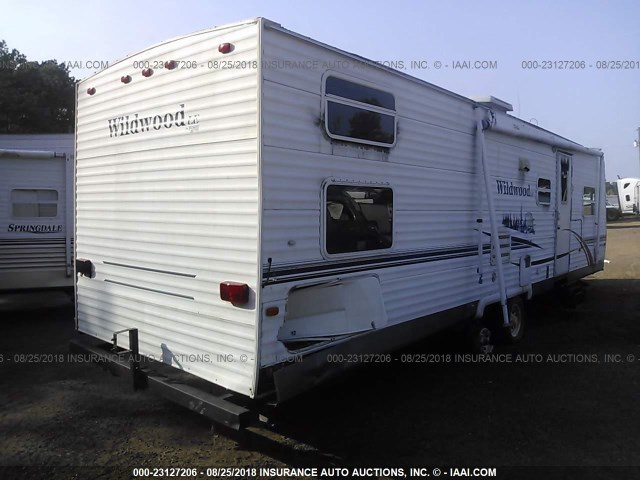 4X4TWDG216A237801 - 2006 FOREST RIVER OTHER  白色 照片 4