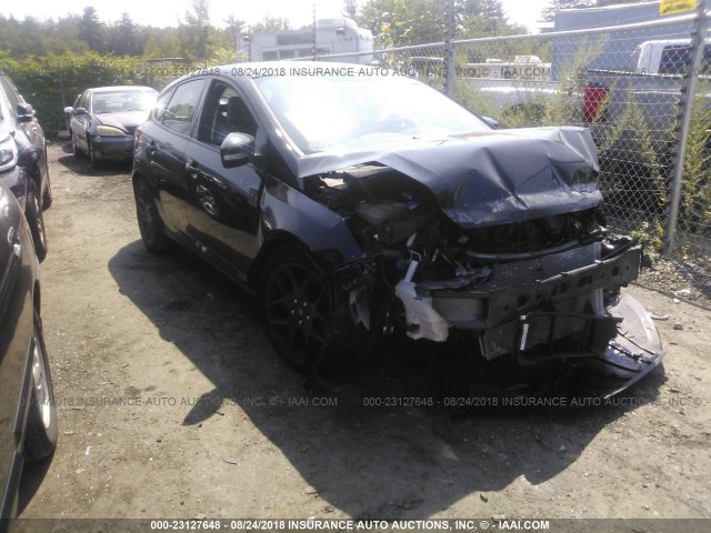 1FADP3K25GL273320 - 2016 FORD FOCUS SE BLACK photo 1