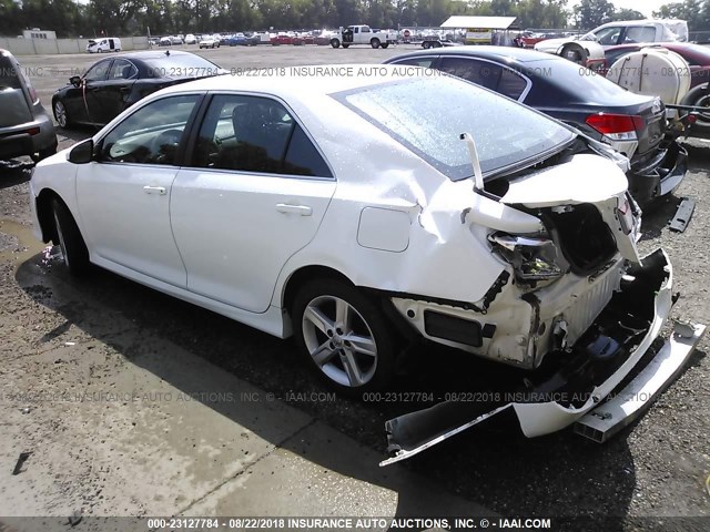 4T1BF1FK8DU246388 - 2013 TOYOTA CAMRY L/SE/LE/XLE 白色 照片 3