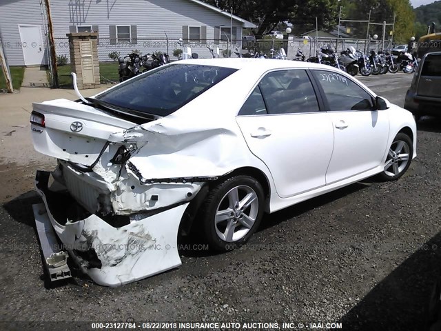 4T1BF1FK8DU246388 - 2013 TOYOTA CAMRY L/SE/LE/XLE 白色 照片 4