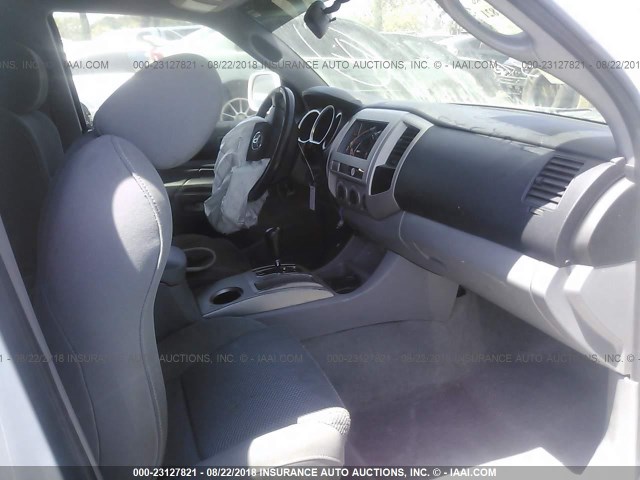 5TEJU62N55Z016061 - 2005 TOYOTA TACOMA DOUBLE CAB PRERUNNER WHITE photo 5