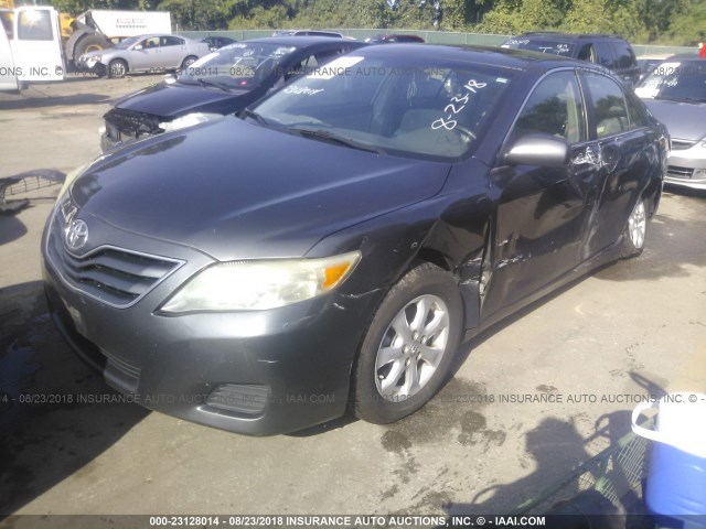 4T1BF3EK7AU103778 - 2010 TOYOTA CAMRY SE/LE/XLE ნაცრისფერი ფოტო 6