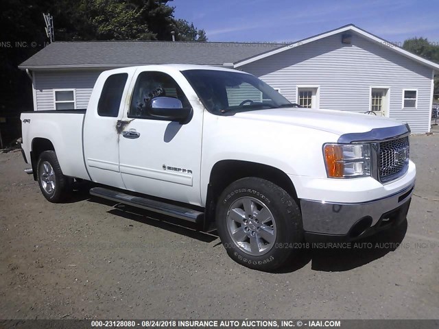 1GTR2VE3XBZ436046 - 2011 GMC SIERRA K1500 SLE WHITE photo 1