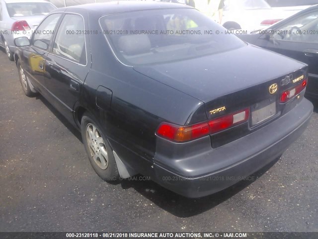 4T1BF28K0WU055263 - 1998 TOYOTA CAMRY CE/LE/XLE 黑色 照片 3