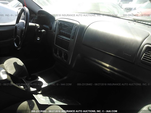 1FMZU63K84UB33644 - 2004 FORD EXPLORER XLT/XLT SPORT/NBX 黑色 照片 5