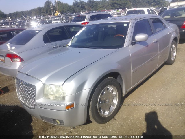 2C3AA53G25H644582 - 2005 CHRYSLER 300 TOURING GRAY photo 2