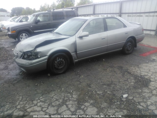 JT2BG22K0W0188700 - 1998 TOYOTA CAMRY CE/LE/XLE 棕色 照片 2