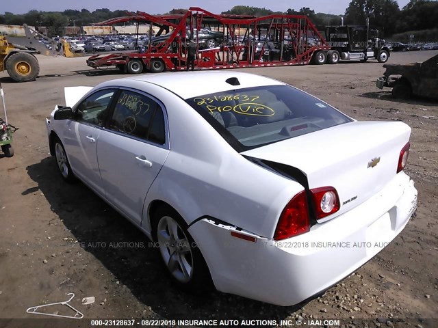 1G1ZA5EUXCF236386 - 2012 CHEVROLET MALIBU LS WHITE photo 3