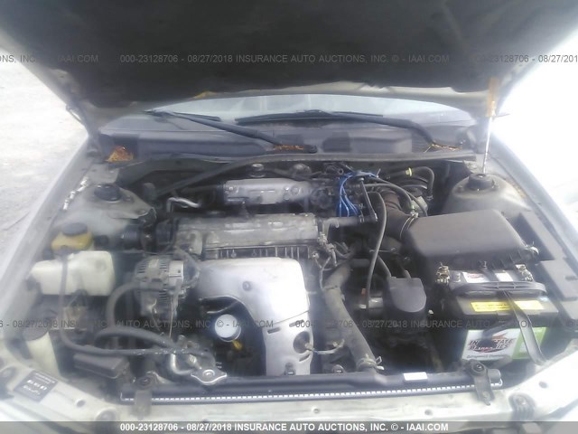 JT2BG22K810577724 - 2001 TOYOTA CAMRY CE/LE/XLE 银色 照片 10