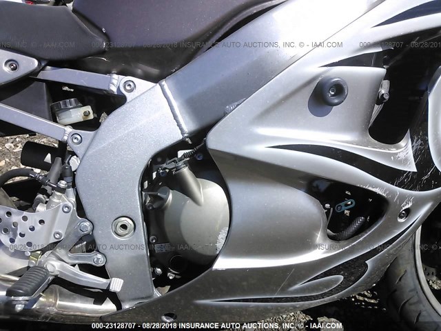 JKAZX4J107A070291 - 2007 KAWASAKI ZX600 J1 SILVER photo 8