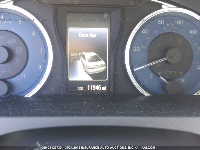 4T1BF1FK4HU400617 - 2017 TOYOTA CAMRY LE/XLE/SE/XSE SILVER photo 7