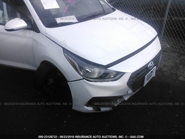 3KPC24A34JE031266 - 2018 HYUNDAI ACCENT SEL WHITE photo 6