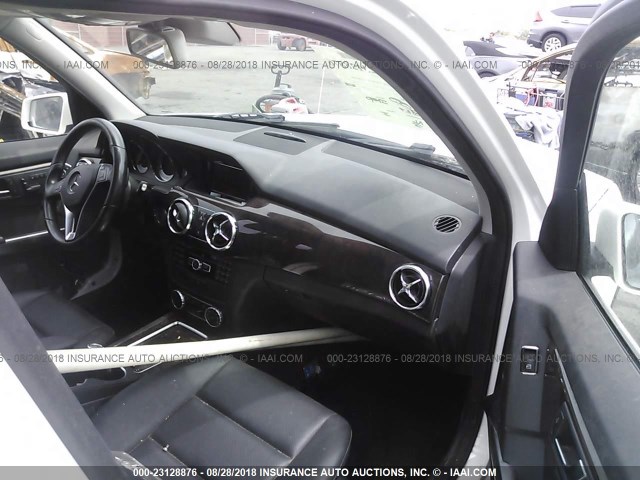 WDCGG0EB3EG317218 - 2014 MERCEDES-BENZ GLK 250 BLUETEC WHITE photo 5