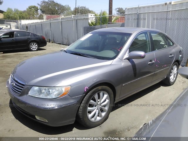 KMHFC46F56A111985 - 2006 HYUNDAI AZERA SE/LIMITED GRAY photo 2