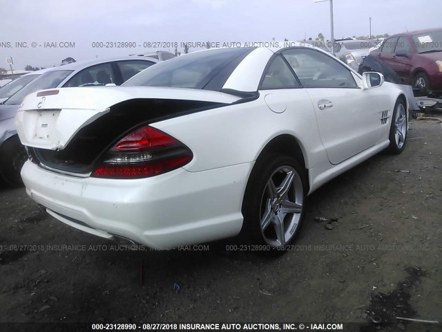 WDBSK71F59F154730 - 2009 MERCEDES-BENZ SL 550 WHITE photo 4