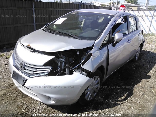 3N1CE2CPXFL384659 - 2015 NISSAN VERSA NOTE S/S PLUS/SV/SL/SR SILVER photo 2