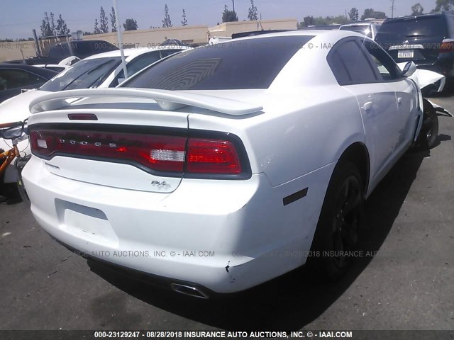 2C3CDXCTXEH282347 - 2014 DODGE CHARGER R/T WHITE photo 4