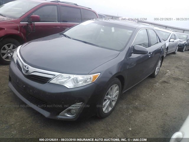 4T1BF1FK7EU787577 - 2014 TOYOTA CAMRY L/SE/LE/XLE Boz foto 2