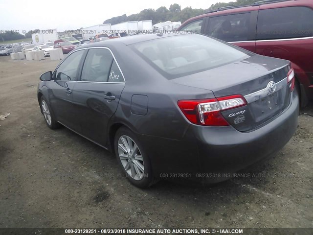 4T1BF1FK7EU787577 - 2014 TOYOTA CAMRY L/SE/LE/XLE Boz foto 3