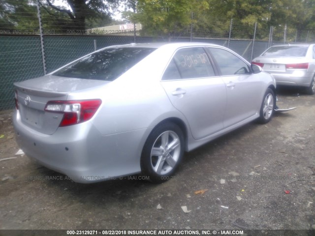 4T1BF1FK8CU585683 - 2012 TOYOTA CAMRY SE/LE/XLE SILVER photo 4