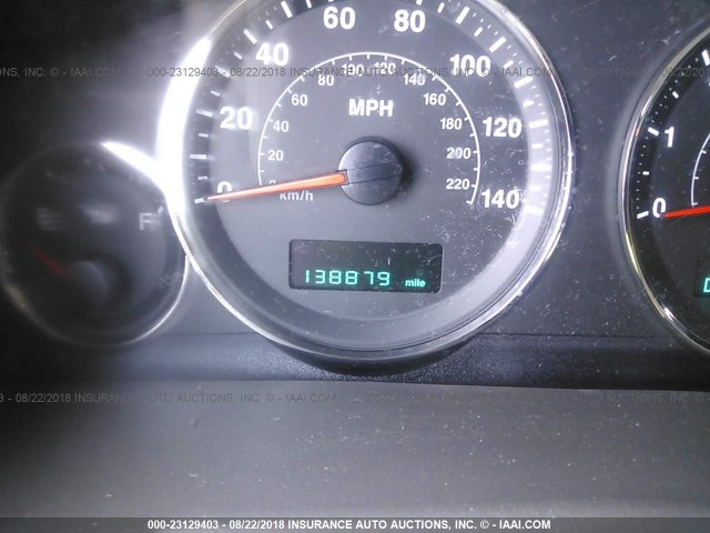 1J8HG48K07C606556 - 2007 JEEP COMMANDER BLACK photo 7