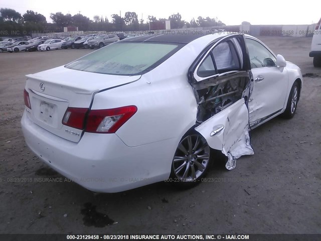 JTHBJ46G972116215 - 2007 LEXUS ES 350 WHITE photo 4