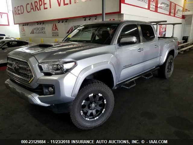 3TMBZ5DN4GM003606 - 2016 TOYOTA TACOMA DOUBLE CAB/SR5/TRD SPORT SILVER photo 2