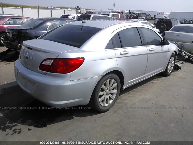 1C3CC5FB0AN226185 - 2010 CHRYSLER SEBRING LIMITED SILVER photo 4