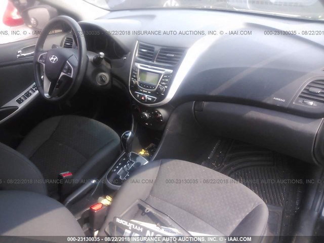 KMHCU5AE8DU063575 - 2013 HYUNDAI ACCENT GLS/SE BLACK photo 5