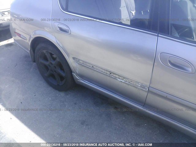 JN1DA31A02T308393 - 2002 NISSAN MAXIMA GLE/SE SILVER photo 6