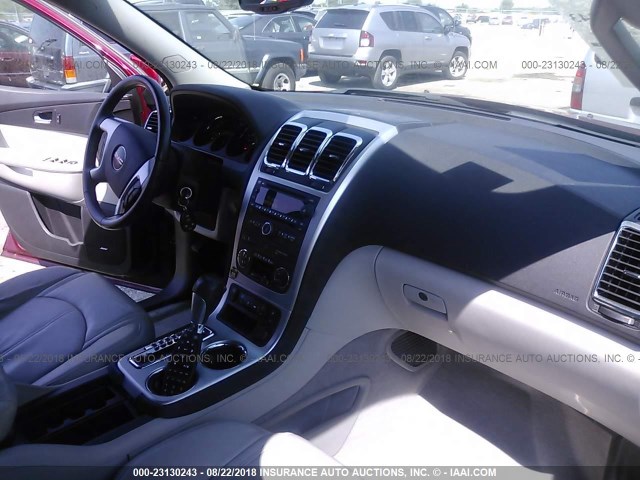 1GKLVMED0AJ148506 - 2010 GMC ACADIA SLT-1 RED photo 5