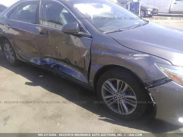 4T1BF1FK6FU894637 - 2015 TOYOTA CAMRY LE/XLE/SE/XSE GRAY photo 6