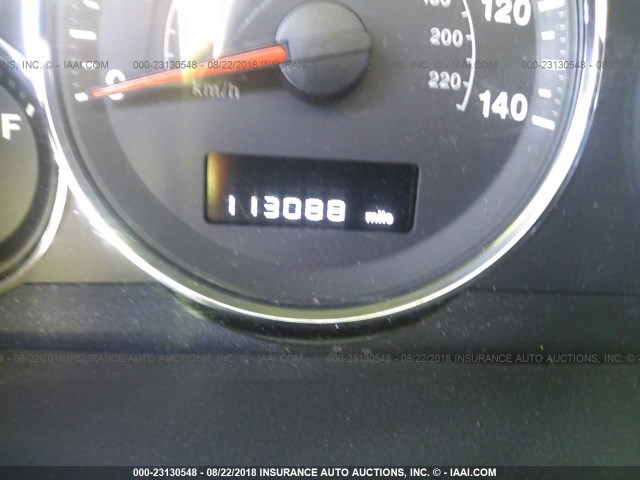 1J8HG48N28C241678 - 2008 JEEP COMMANDER SPORT Weiß Foto 7