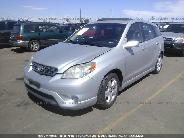 2T1KR32E77C660755 - 2007 TOYOTA COROLLA MATRIX XR SILVER photo 2