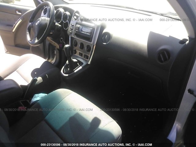 2T1KR32E77C660755 - 2007 TOYOTA COROLLA MATRIX XR SILVER photo 5