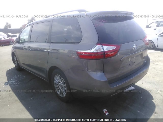 5TDYK3DC3FS570907 - 2015 TOYOTA SIENNA XLE/LIMITED GRAY photo 3