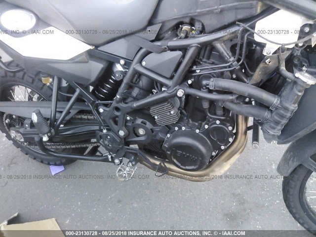 WB1022902AZU02721 - 2010 BMW F800 GS BLACK photo 8