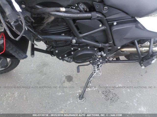 WB1022902AZU02721 - 2010 BMW F800 GS BLACK photo 9