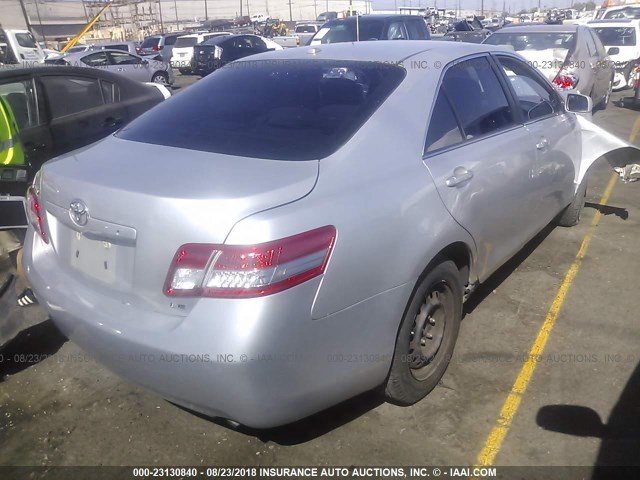 4T1BF3EK5AU035741 - 2010 TOYOTA CAMRY SE/LE/XLE SILVER photo 4