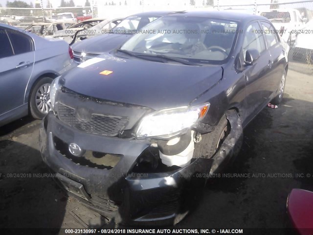 JTDBL40EX9J027992 - 2009 TOYOTA COROLLA LE/XLE GRAY photo 2