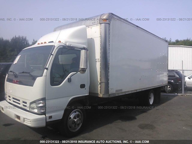 4KDC4B1U46J802287 - 2006 GMC W4500 W45042 WHITE photo 2