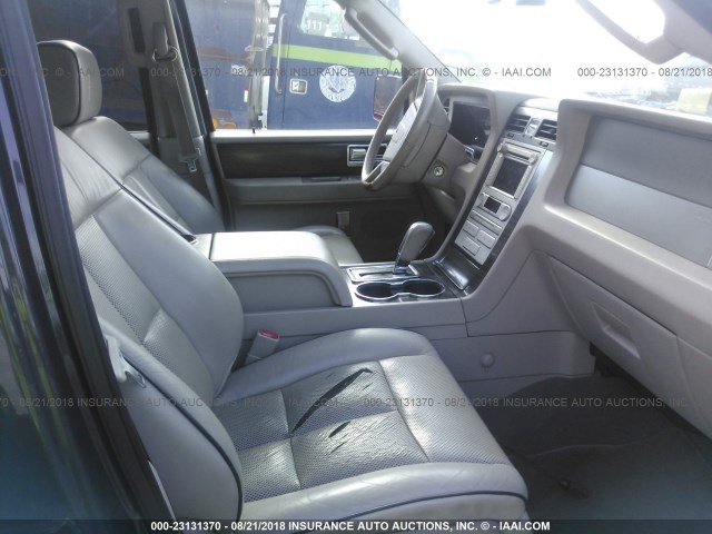 5LMFU28537LJ04865 - 2007 LINCOLN NAVIGATOR BLACK photo 5