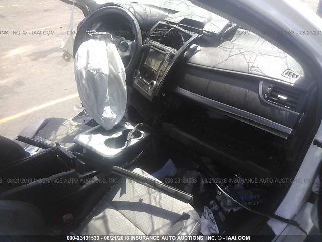 4T1BF1FKXEU755836 - 2014 TOYOTA CAMRY L/SE/LE/XLE Ağ foto 5