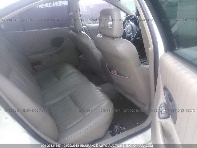 1G2WR52181F169382 - 2001 PONTIAC GRAND PRIX GTP WHITE photo 8