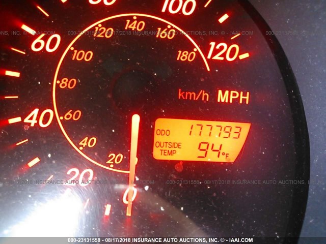 5Y2SM62813Z476096 - 2003 PONTIAC VIBE BLACK photo 7