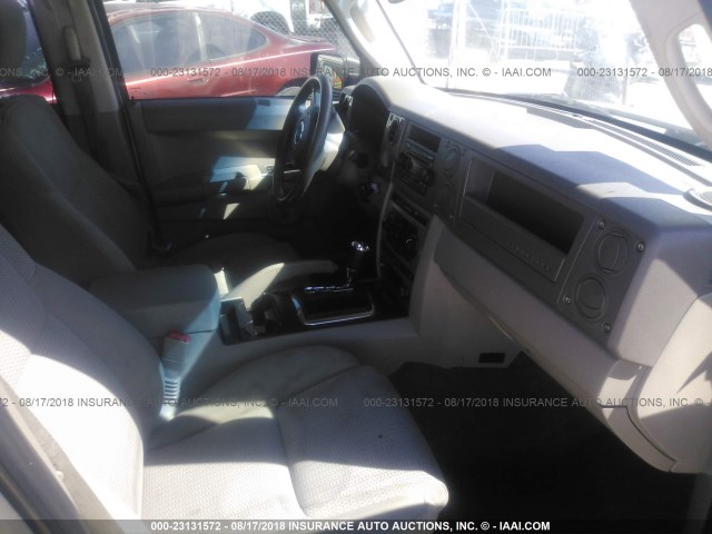 1J8HH48N56C157073 - 2006 JEEP COMMANDER BROWN photo 5