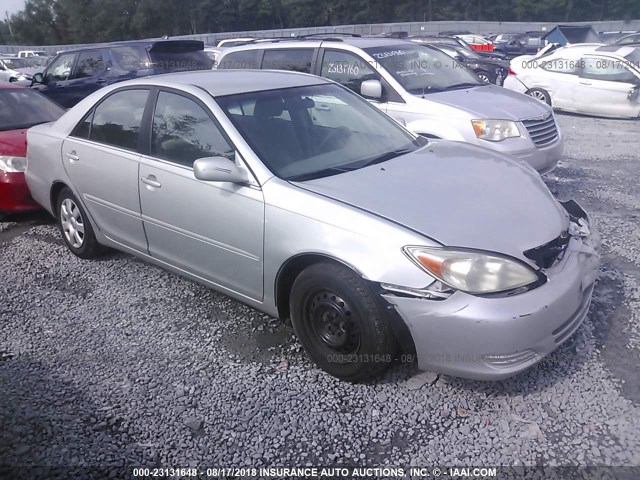 4T1BE32K42U051955 - 2002 TOYOTA CAMRY LE/XLE/SE Gümüş foto 1