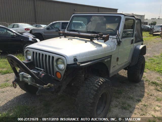 1J4FA39S92P751342 - 2002 JEEP WRANGLER / TJ X GRAY photo 2